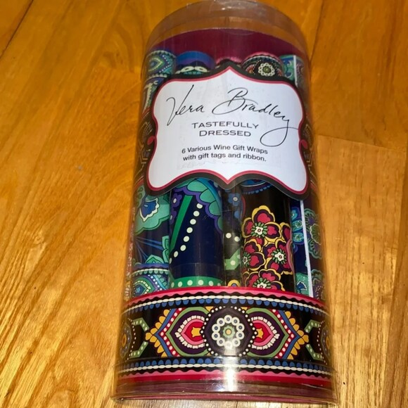 INVENTORY REDUCTION SALE. Vera Bradley Wine Gift Wraps B6 - Picture 1 of 4